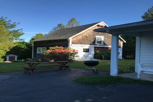 Private dock on Sheepscot River Minutes from town & Coastal Maine Botanical Gardens!