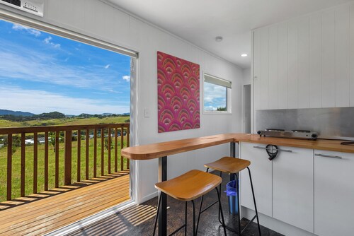 Wide Vistas - Coopers Beach Holiday Home
