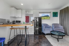 Fridge, microwave, coffee/tea maker, toaster - Wide Vistas - Coopers Beach Holiday Home (Coopers Beach)