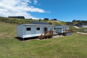Exterior - Wide Vistas - Coopers Beach Holiday Home (Coopers Beach)