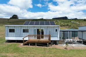 Exterior - Wide Vistas - Coopers Beach Holiday Home (Coopers Beach)