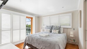 WiFi, bed sheets - 1/20 Kingfisher Drive, Peregian Beach (PEREGIAN BEACH)