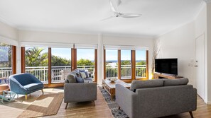 Living area - Notre Reve - 2/4 Brolga Place (PEREGIAN BEACH)