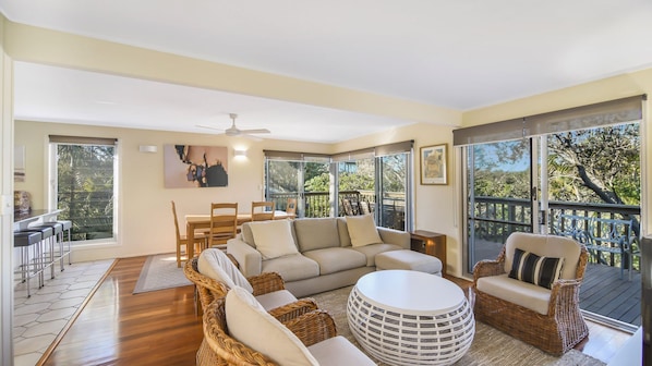 Living area - Summer Place - 24 Shearwater Street (PEREGIAN BEACH)