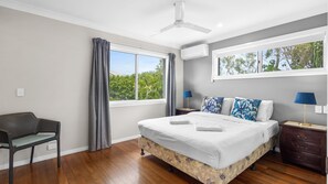 WiFi, bed sheets - 5 Brolga Place, Peregian Beach, Noosa Shire, QLD (PEREGIAN BEACH)