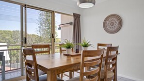 Dining - Vaai Moana - 5/10 Oriole Avenue (PEREGIAN BEACH)