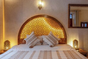 Premium Quadruple Room, Courtyard View | Free WiFi - Riad du Rabbin (Marrakech)