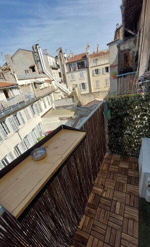 Property grounds - Bright apartment in the heart of the Old Port - calm, comfort & ideal location (Marseille)