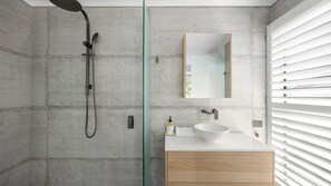 Shower - 2/19 Jacana Street, Peregian Beach (Peregian Beach)