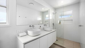 Shower - Modernized Beachside Home in Peregian Beach (Peregian Beach)