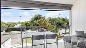 Outdoor dining - 9/226 David Low Way Peregian Beach (Peregian Beach)