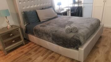 Apartment, 1 Bedroom, Smoking | 1 bedroom