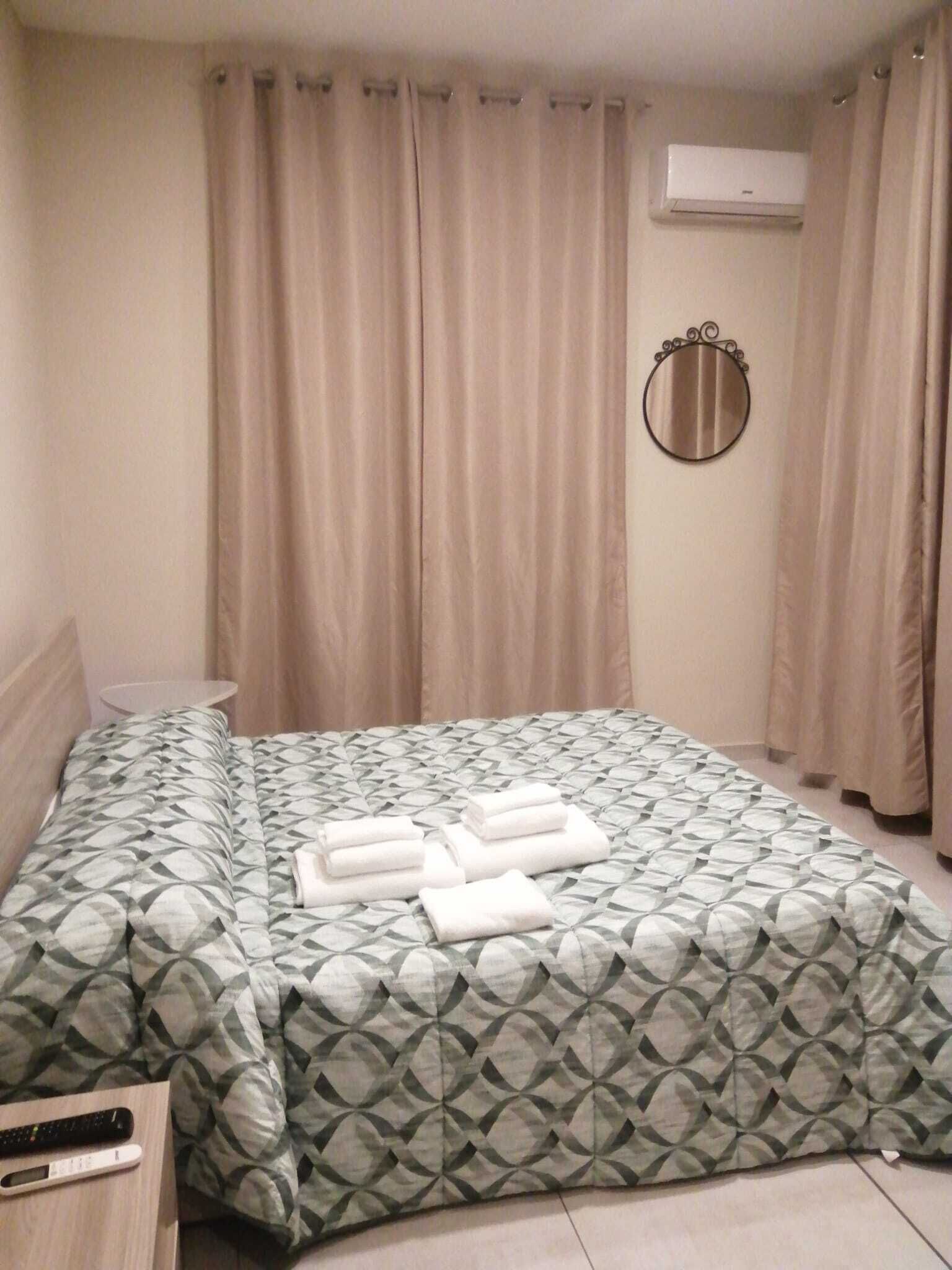 Luxury Double Room, City View | Premium bedding, down comforters, free minibar, free WiFi