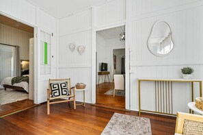 3 soverom, strykejern/-brett, wi-fi og sengetøy