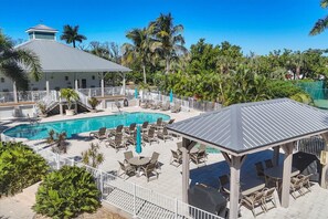 A heated pool - Enjoy a serene harbor view in this spacious 2-bedroom condo in Placida. (Placida)