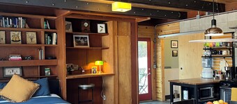 Lovely studio in Northfield, perfect location for visiting St. Olaf/Carleton.