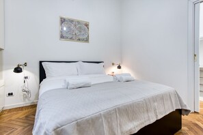 Tabla de planchar con plancha 