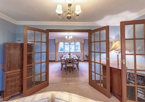 Tudor Style Seafront Home | Sea Views | Shoebury - Pass the Keys