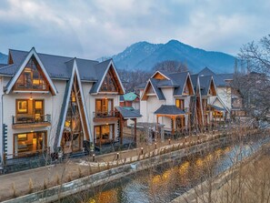 Exterior - The Harmukh Hills (Anantnag)