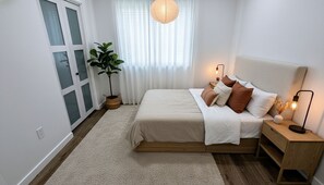 2 chambres, fer et planche à repasser, accès Internet, draps fournis