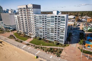 Exterior - New / Beachfront Condo/ Pool/ Surfing/ Fishing (Virginia Beach)