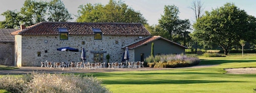 Elegant family suite in the Château des Ducs de Mortemart