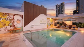 Studio (4 Bedrooms) | Interior