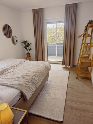 Bügeleisen/Bügelbrett, WLAN, Bettwäsche