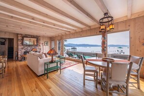 Dining - Lake House with Pier and Buoy (Tahoe Vista)