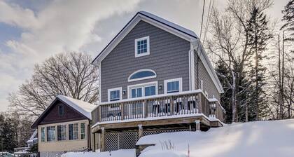 Lakefront Escape w/ Dock! Hudson Valley Home