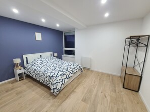 1 bedroom, WiFi, bed sheets - Celeste - Mulhouse Near Center (Mulhouse)