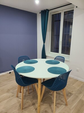 Dining - Celeste - Mulhouse Near Center (Mulhouse)