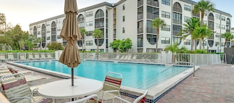 Pool, Docks! Angler Oasis 2 Mi to Tigertail Beach