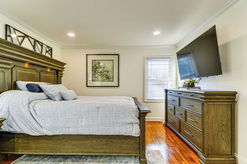 Stay Near Averett & Caesars! Cozy Home w/ Patio