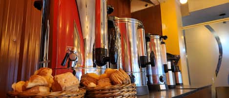 Free daily buffet breakfast