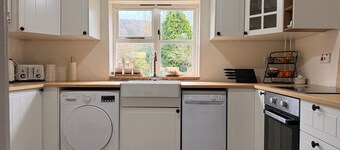 Snug cottage in the South Downs