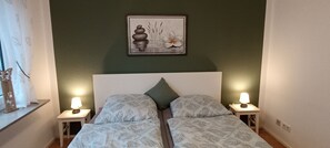 Bügeleisen/Bügelbrett, WLAN, Bettwäsche