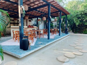Outdoor dining