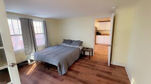 3 bedrooms, WiFi, bed sheets - Cozy 3BR Getaway Near Lake George & Lake Champlain- Pet Friendly-Sleeps 8! (Ticonderoga)