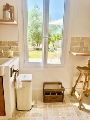 Interior - La Petite Louise 🤎 Renovated barn 85m2 ⭐️ 4/6p + garden (Libourne)