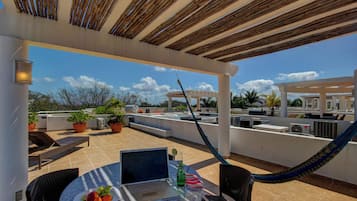 Standard Apartment, Balcony, City View (Palmar Penthouse 5ta Avenida #307) | Terrace/patio