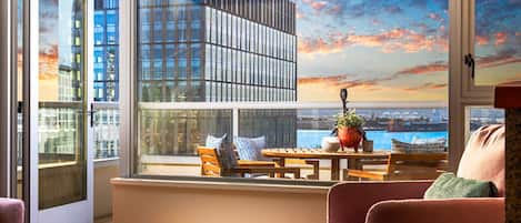 TV, offices