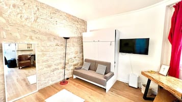 TV, offices