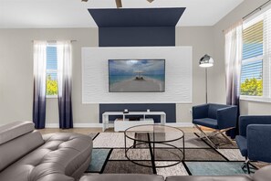 TV, offices - Family Fun Fortress at Champions Gate -Theater - Game Room - Pool & Spa - Walk to Waterpark (Kissimmee)