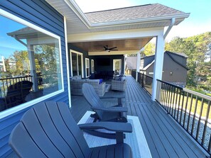 Terrace/patio - Blue Water Retreat (Bedford County)