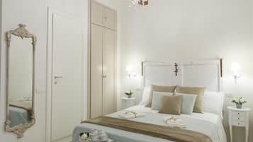 1 habitación, caja de seguridad en la habitación y escritorio