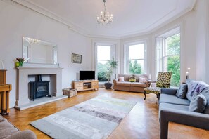 Télévision, espaces bureaux