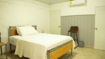 Kamar, 1 Tempat Tidur King | Seprai premium, selimut bulu angsa, dan tempat tidur Tempur-Pendic