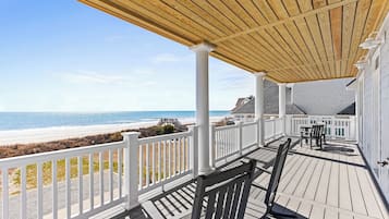 Studio (Multiple Bedrooms) | Property amenity