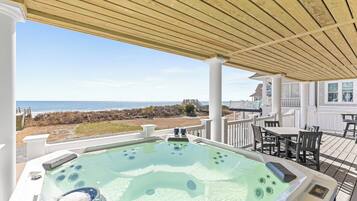 Studio (Multiple Bedrooms) | Property amenity